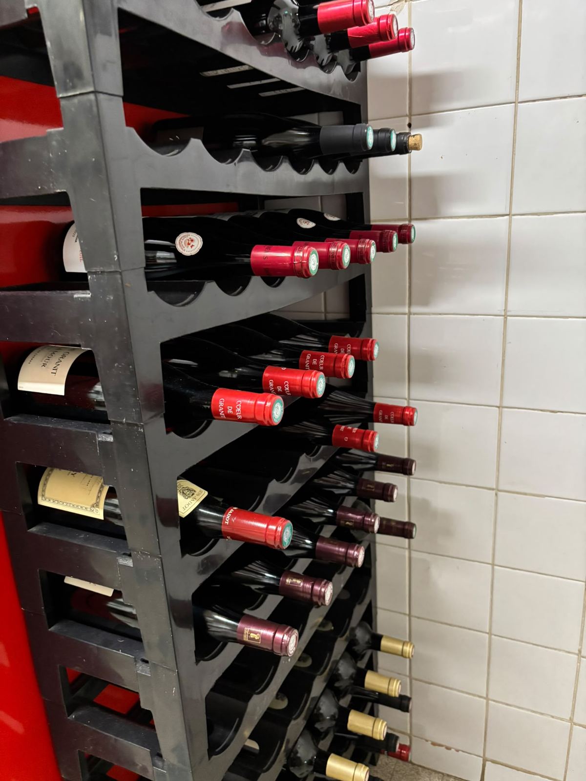 Cave à vins du restaurant
